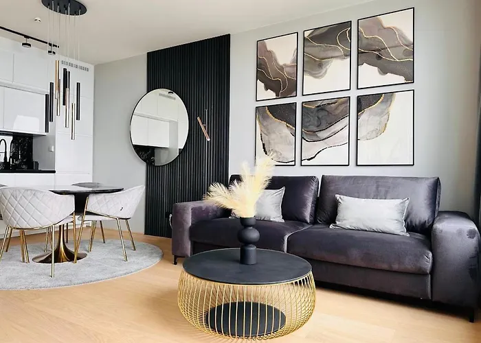 High-end Close To Metro And Uno-city With E-parking